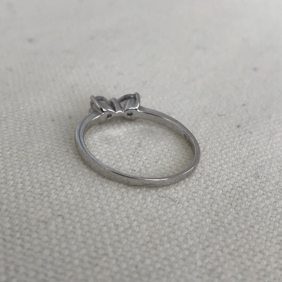 925 Sterling Silver Heart Bow Ring - Brand New, Never Worn - Picture 2 of 6